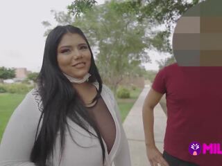 Venezuelan mishell fucks med en peruvian fremmed: skitten film 7f | xhamster