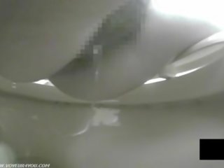 Spionnen camera in de toilet