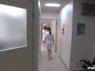 Nhật bản y tá được nghịch ngợm với một cứng lên part6