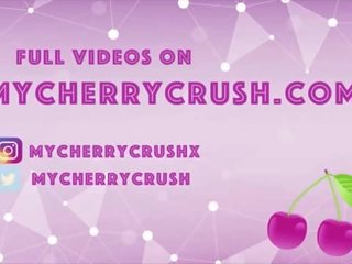 Inviting punggung mengusik dalam seluar dalam dan melancap dengan alat mainanan - cherrycrush