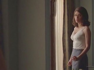 Lizzy caplan hanna hall isabelle fuhrman mistři dospělý klip film s03e01-05 2015