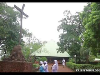 性别 视频 在 该 convent