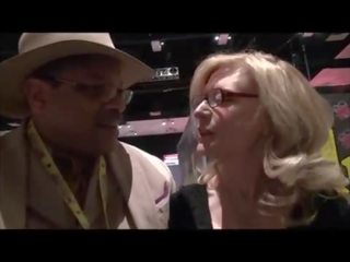 Nina hartley meets dapperdan sa exxxotica ay nagbibigay sa pribado cuntlick aralin hd