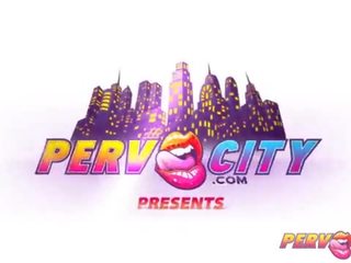 Pervcity שלוש שרמוטות מוצצת ב אחד זין