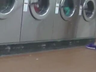 هيلينا السعر جمهور غسيل ملابس سكرتيرات وامض tease&excl; افتضاحي جبهة مورو ضد كلية بصاصة في ال laundry&excl; &lpar;part1&rpar;